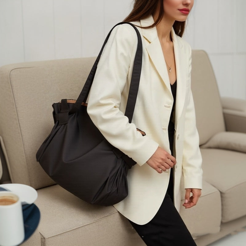Miss Velora Iris Weekender Bag, main product image