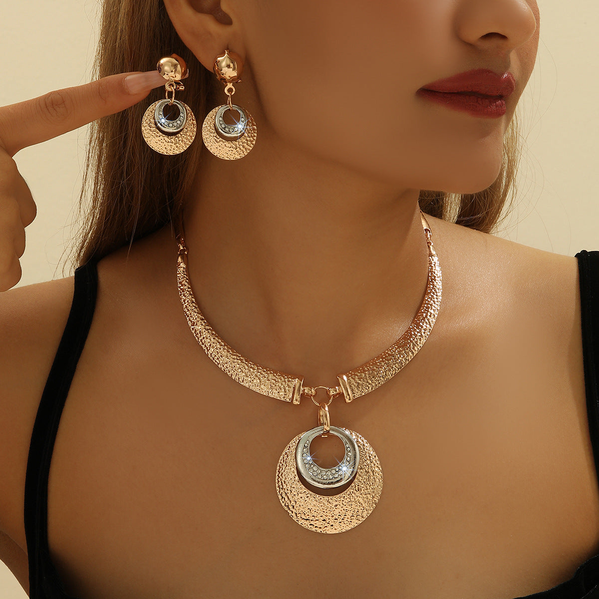 Miss Velora Celeste Rhinestone Jewelry Set in Gold