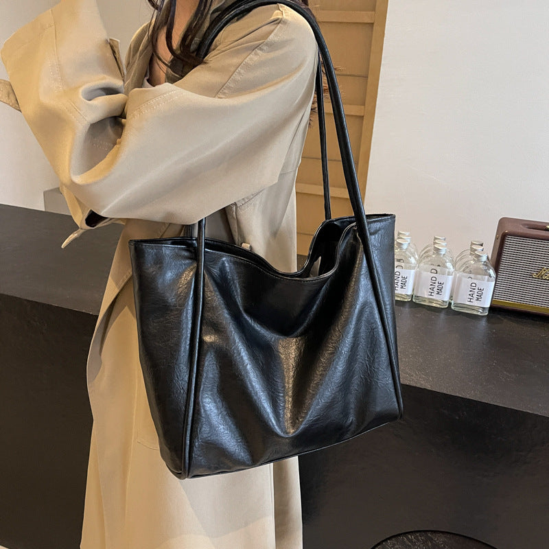 Miss Velora Derya Soft Tote, alternate product image 9