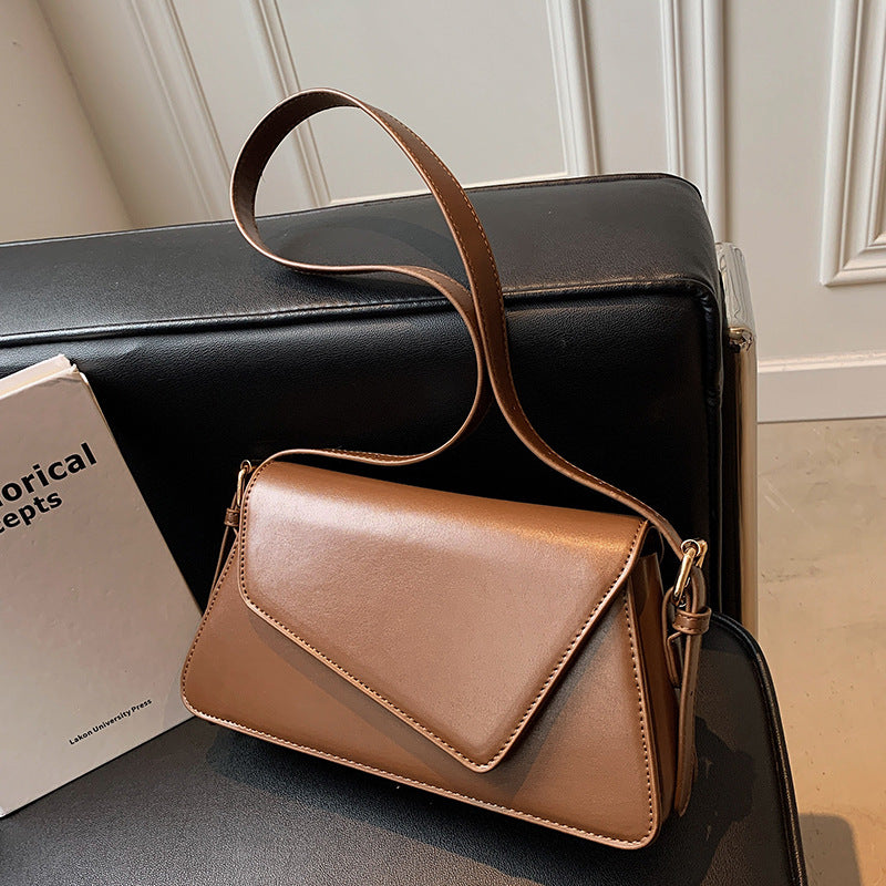 Miss Velora Lucía City Crossbody, alternate product image 2